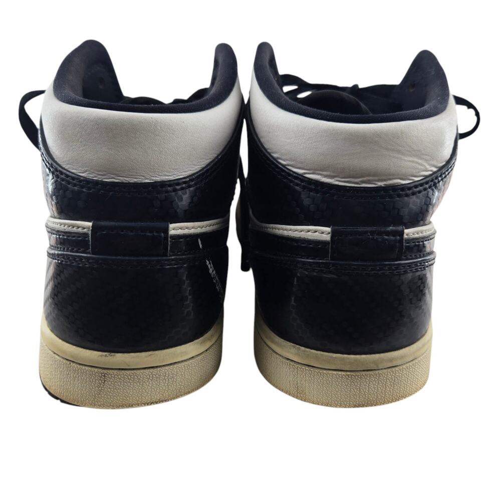 Nike Air Jordan 1 Mid Sneakers Mens 8 Black White‎ Retro Streetwear Athletic - Picture 6 of 12